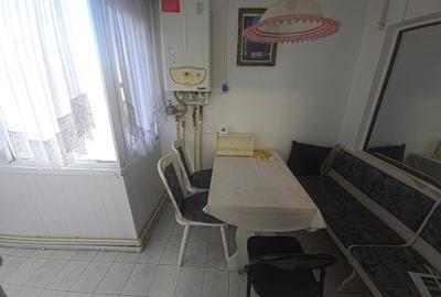 Apartament cu 4 camere decomandat, mobilat în Faleza Nord - 7