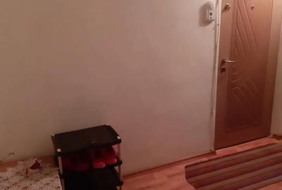 Apartament cu trei camere decomandat - 2