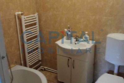 Casă individuală cu 3 camere cu Canalizare în Central - 3