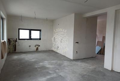 Apartament cu 3 camere decomandat în Vest - 1