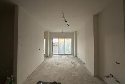 Apartament 2 camere semifinisat,, zona Terapia - 3