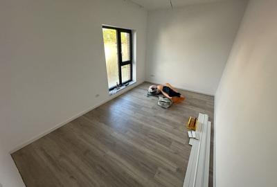 PROIECT DEOSEBIT - 11