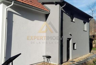 Casă cu Teren 600 Mp în Valea Roșie - 13