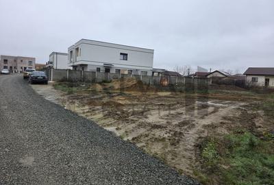 Teren Construcții intravilan de 649 mp, în Urseni - 1