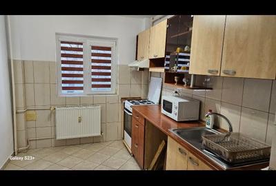 Apartament cu 2 camere decomandat în Olteniței - 1