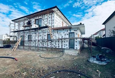 Casă individuală cu 5 camere cu Teren 640 Mp în Corbeanca