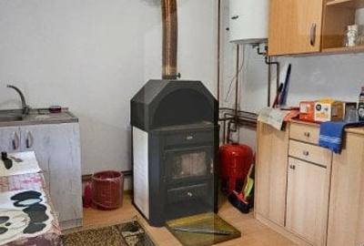 Casa de vanzare, cu 6 camere, 160 mp, zona Barcani - 8
