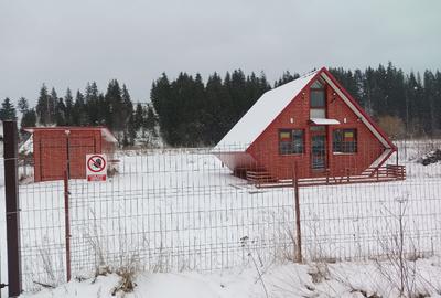 Casă individuală cu 2 camere cu Teren 1756 Mp în Dorna-Arini - 1