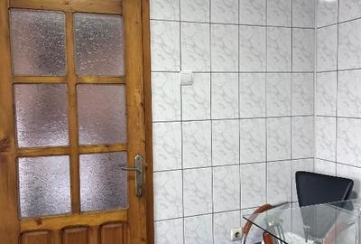 Casă cu 3 camere cu Teren 300 Mp în Central - 5