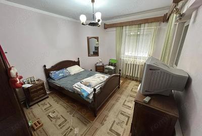 Apartament cu 3 camere decomandat în Central - 2