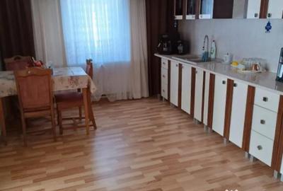 Casă cu 4 camere cu Teren 5200 Mp în Rădăuți - 8