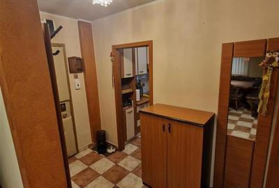 Apartament cu 4 camere decomandat în Circumvalațiunii - 8