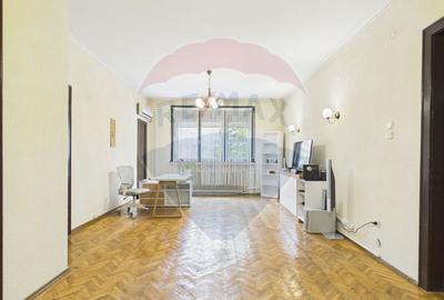 Apartament cu 5 camere decomandat în Cotroceni - 12
