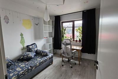 Apartament cu 3 camere semidecomandat în Florești - 3