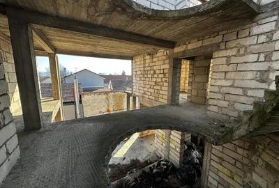 Casă în Bărăbanț