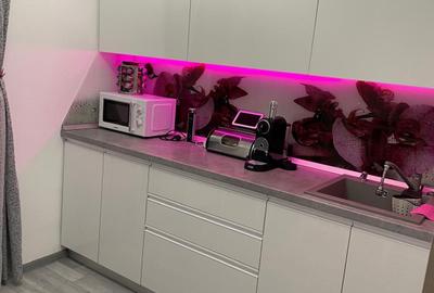 Apartament cu 3 camere decomandat în Central - 1