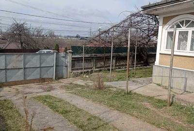 Casă cu 4 camere în Dancu - 8