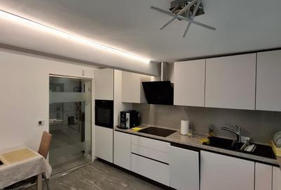 Ocazie!!!  Blascovici – Casa 8  camere - Proiect  2  Familii - 3