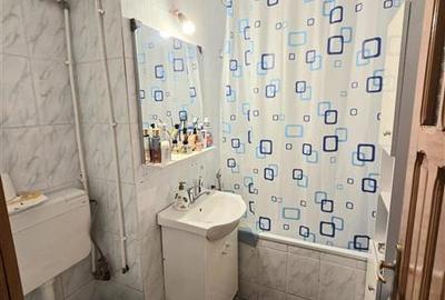 Garsonieră decomandată în Poarta 6 - 11