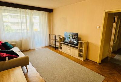 Apartament cu 3 camere decomandat în Cetății - 1