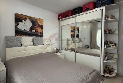 Apartament cu 3 camere decomandat în Cug - 5