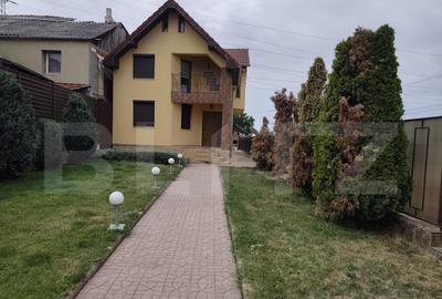 Casă cu 4 camere cu Teren 2700 Mp în Cihei - 16