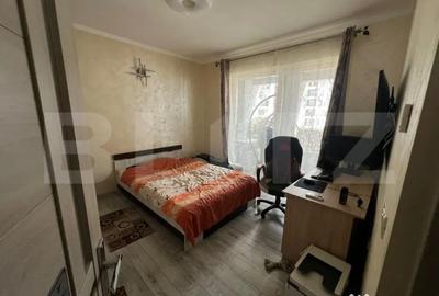 Apartament cu 3 camere semidecomandat în Florești