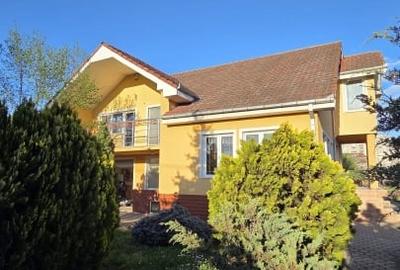 Casă individuală cu 5 camere cu Canalizare în Lucian Blaga - 2