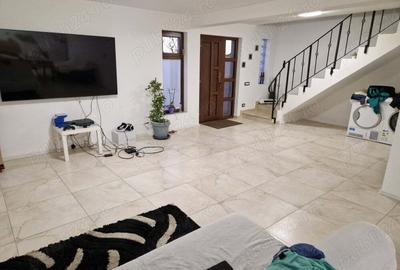 Casă cu 6 camere cu Teren 530 Mp în Pielești - 5