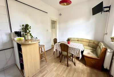 Apartament cu 3 camere decomandat, mobilat în Central - 11