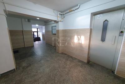 Apartament cu 4 camere decomandat, mobilat în Costin Georgian - 12