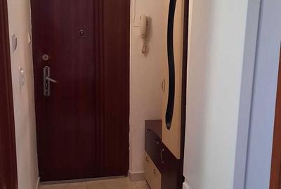 Garsonieră decomandată în Roești - 3