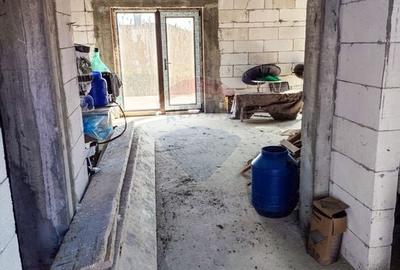 Casa / Vila cu 4 camere de vanzare /zona Baltag - 12