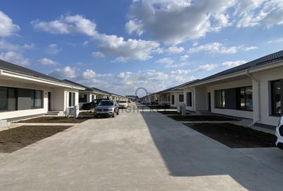 Duplex cu 4 camere cu Canalizare în Clinceni - 17