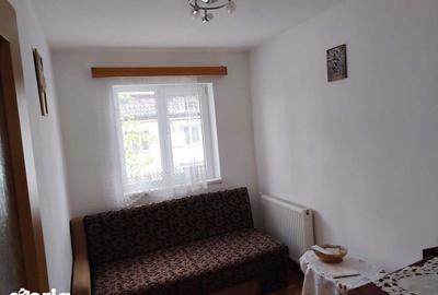 Apartament cu 3 camere semidecomandat în Fălticeni - 7