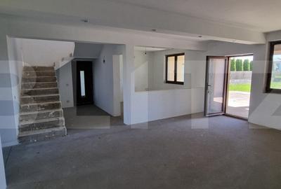 Casa Duplex Moderna si Spatioasa in Lazuri - 5