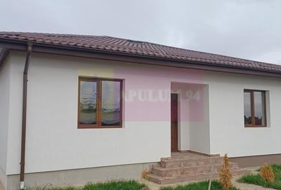 Casă cu 3 camere cu Teren 382 Mp în Vest - 9