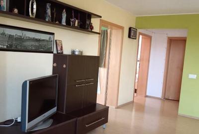 Apartament cu 3 camere decomandat în Griviței - 2