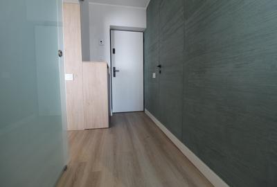 Piata Alba Iulia - Bd. Burebista - bloc mixt - studio complet renovat - 17