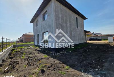 Casă cu 5 camere cu Teren 350 Mp în Șura Mică - 7