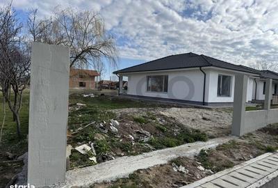 Casă cu 3 camere cu Teren 544 Mp în Oșorhei - 1