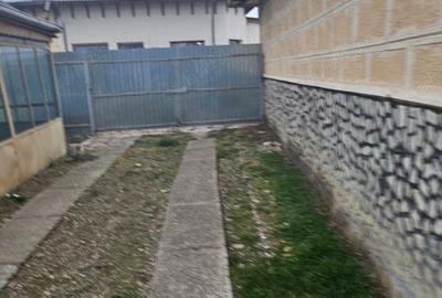 Casă cu 2 camere cu Teren 250 Mp în Târgu Neamț - 5
