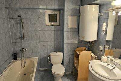 Apartament cu 4 camere decomandat în Central - 9