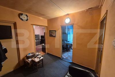 Apartament de vanzare, cu 2 camere, decomandat, zona Mihai Eminescu