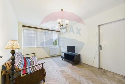 Apartament cu 2 camere de vanzare Pajura - 3