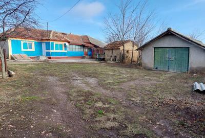Casă cu 4 camere în Ceamurlia de Sus - 9
