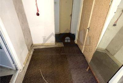 Apartament cu 4 camere decomandat în Nicolina - 3