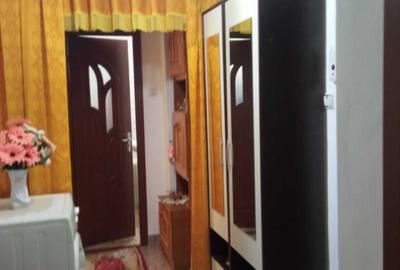 Apartament cu 2 camere decomandat în Micro 18 - 7