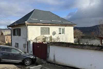 Casă cu 3 camere în Central - 8