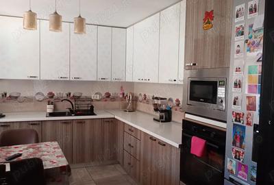 Casa de vanzare! - 2